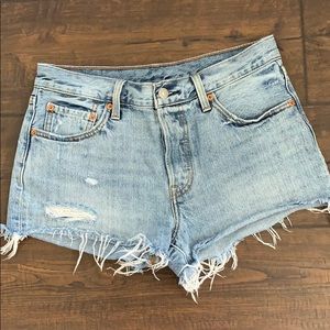 501 Levi Shorts